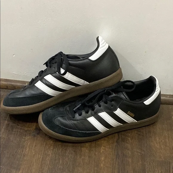 Adidas Men's Black Samba Shoes - Picture 5 of 6